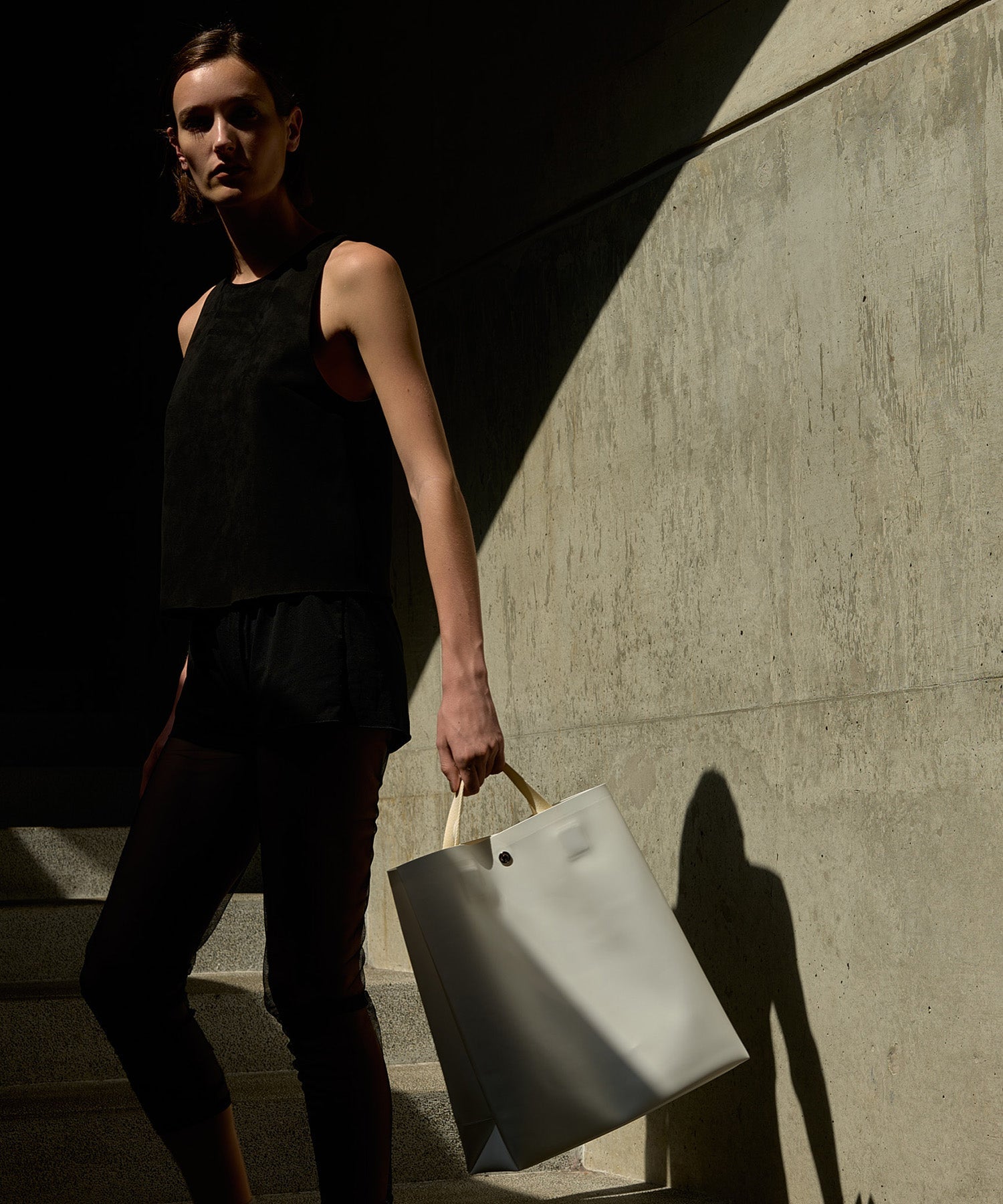 新品タグ付♡anuans♡フォルムショルダーブラウス♡2025/SS♡ホワイト