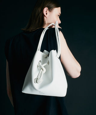 POUCH