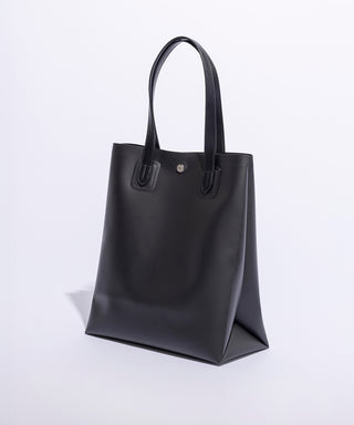 One-piece tote